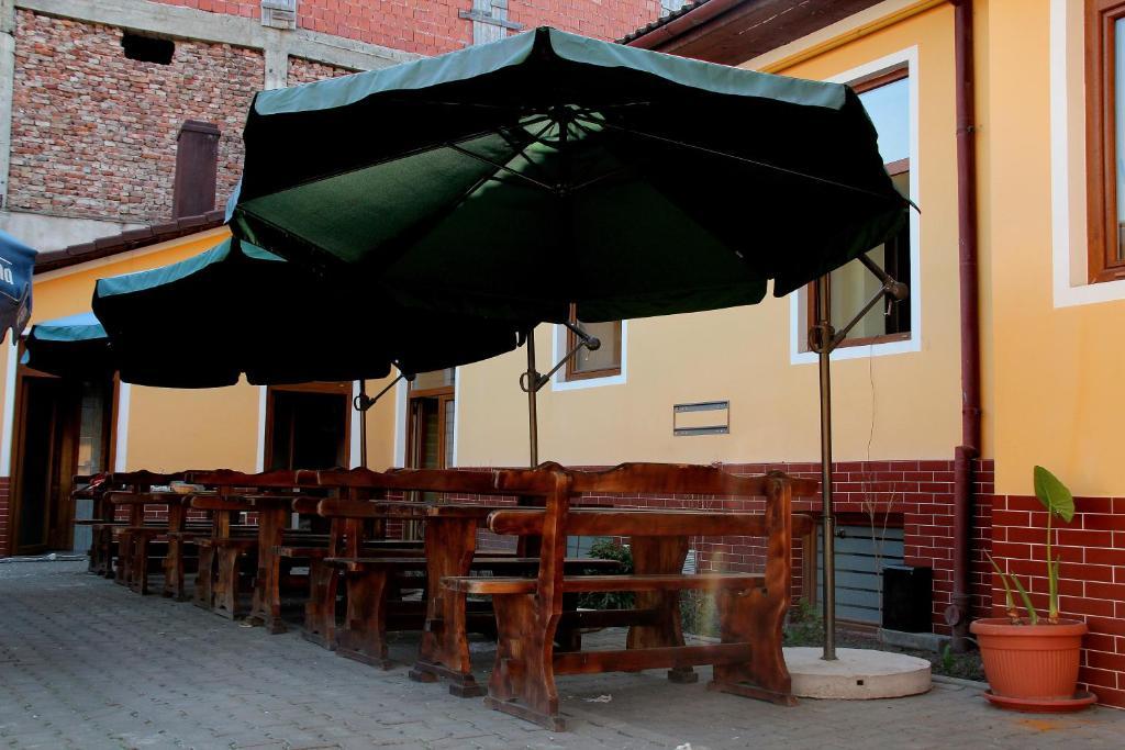 Pensiunea Timişoara Exterior foto